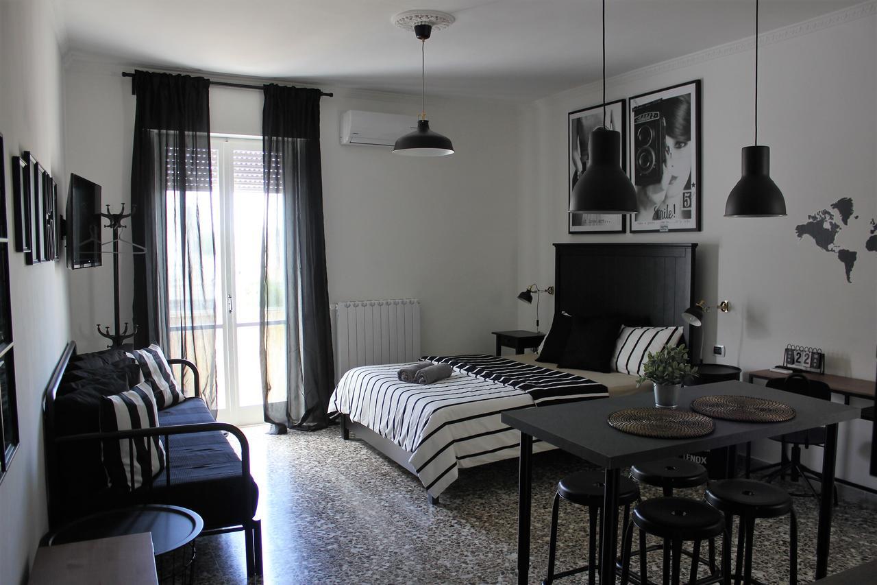 Wanderlust B And B Lecce Esterno foto